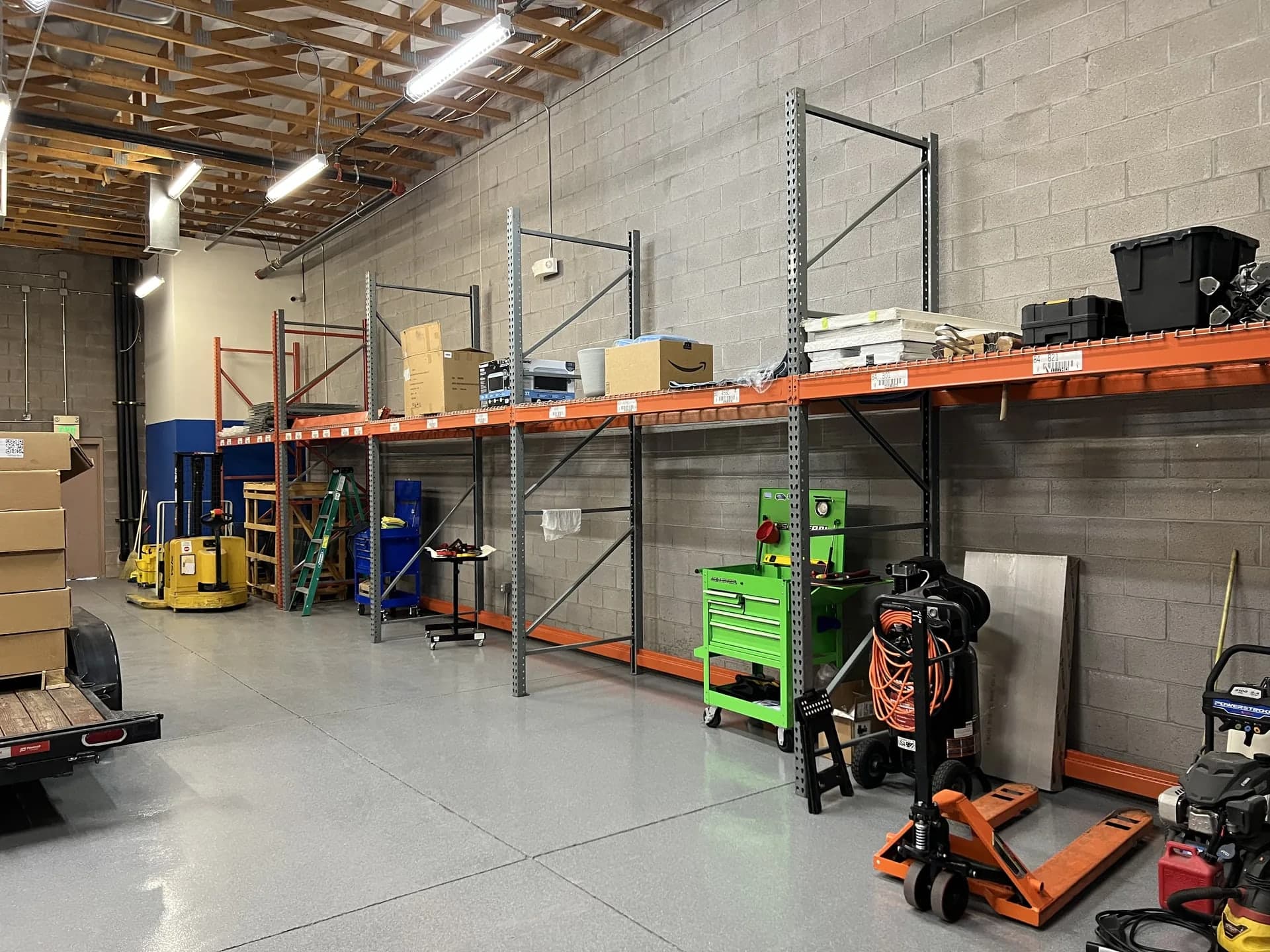 Clean service bay at the Mesa shop